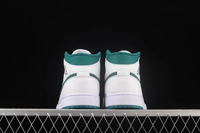 All categories Air Jordan Jordan series basketball shoes Air Jordan 1 Mid Differentiated versions Air Jordan 1 Mid "Mystic Green" AJ1 Joe 1 Mystic Green mid-top basketball shoes CD6859-103